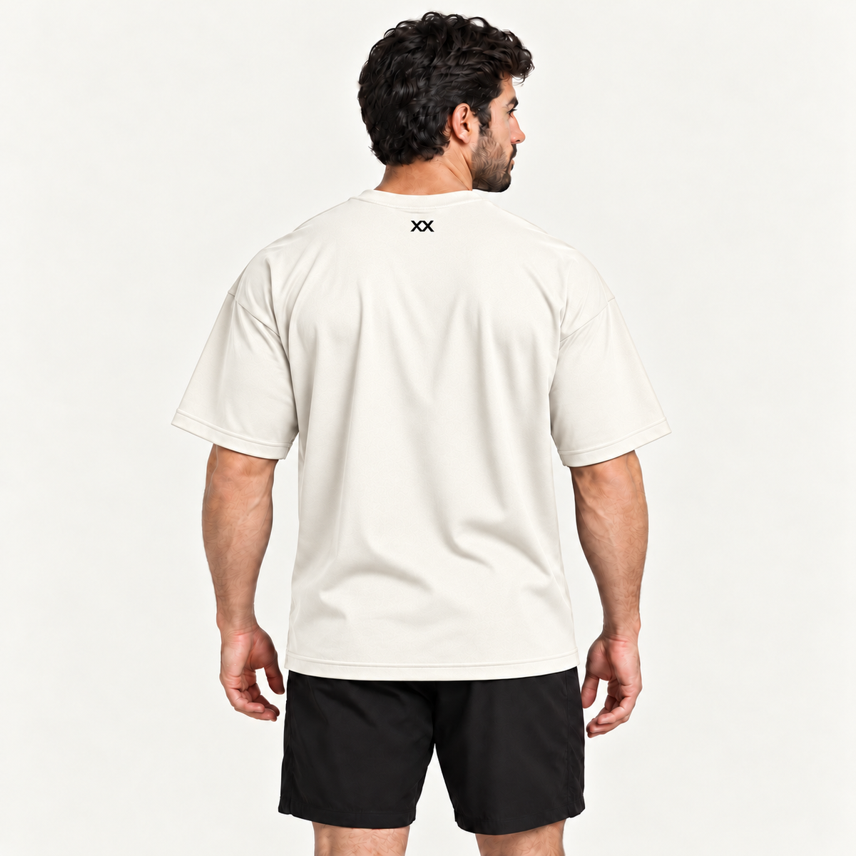 Camiseta Oversized Premium Grexx off-white — costas com símbolo XX na nuca